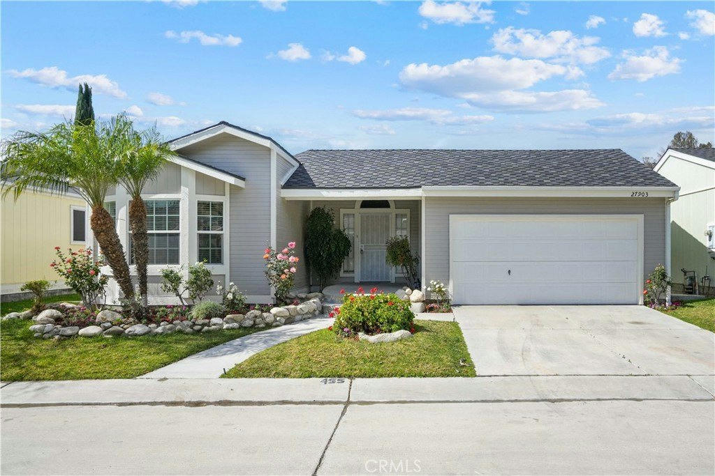 27903 Vista View Dr - 3 bed 2 bath home in Canyon Country