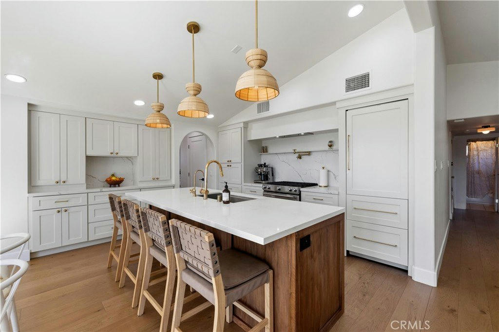 22510 Decoro Dr - 4 bed 3 bath home in Saugus