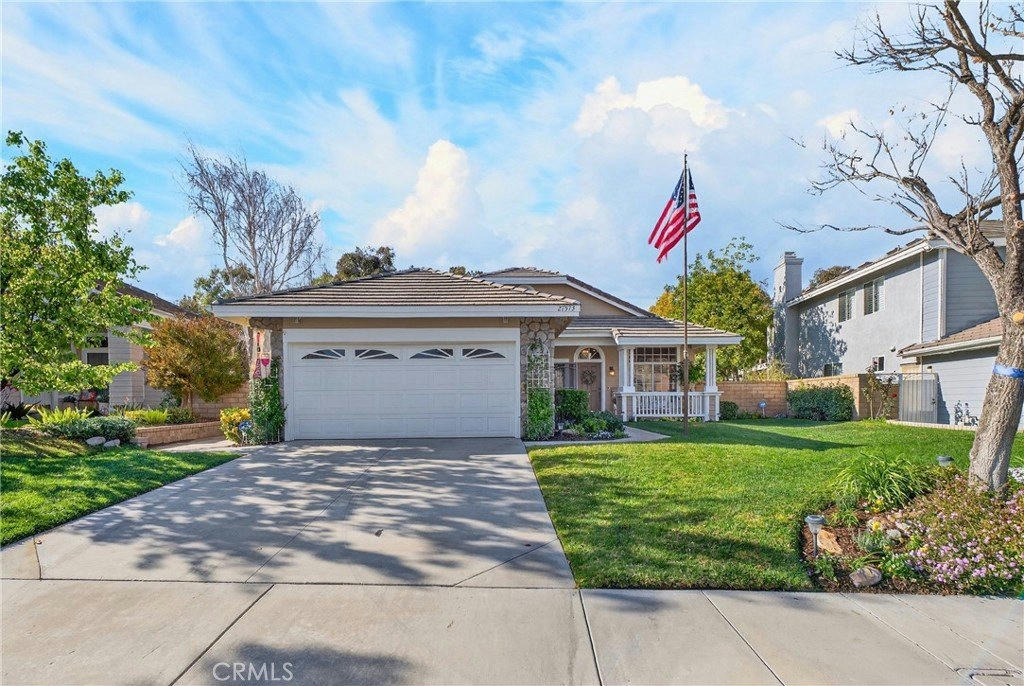 27573 Berkshire Hills Pl - 4 bed 2 bath home in Valencia