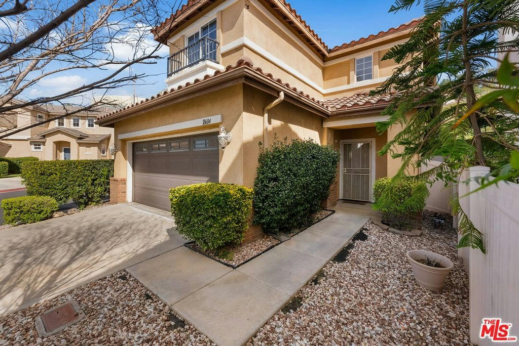 18604 Eos Ln - 4 bed 3 bath home in Canyon Country