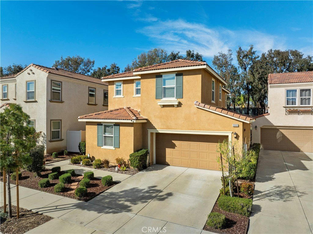 26935 Trestles Dr - 4 bed 3 bath home in Canyon Country