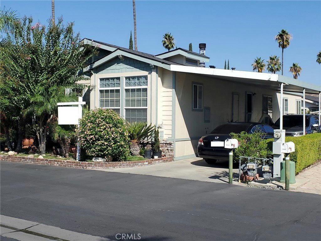 20401 Soledad Canyon Rd - 3 bed 2 bath home in Canyon Country