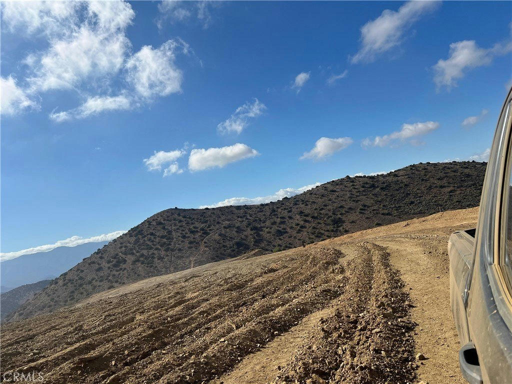 Valleysage Rd - 0 bed 0 bath home in Agua Dulce